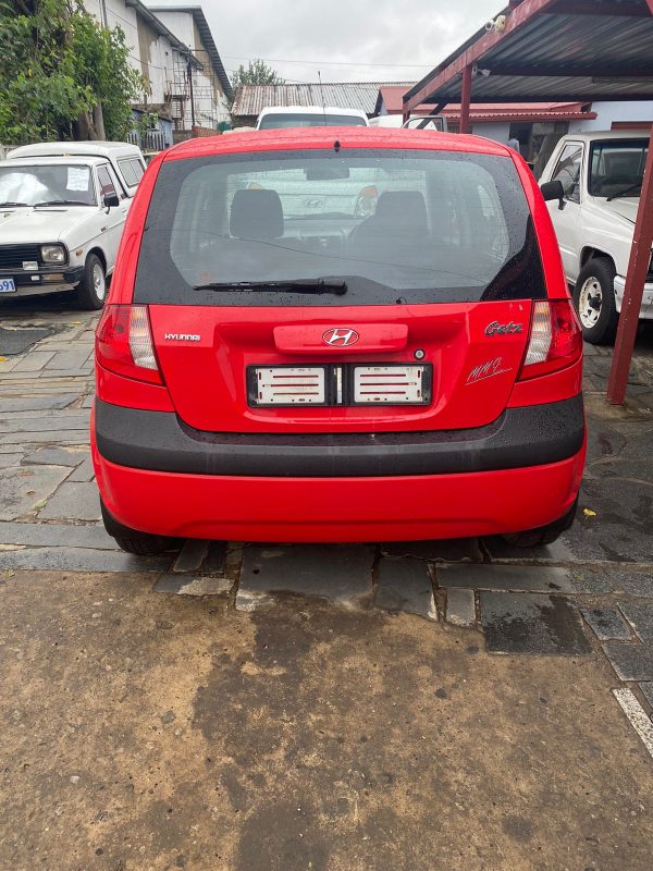 Hyundai Getz Hatchback (2011) - Image 3